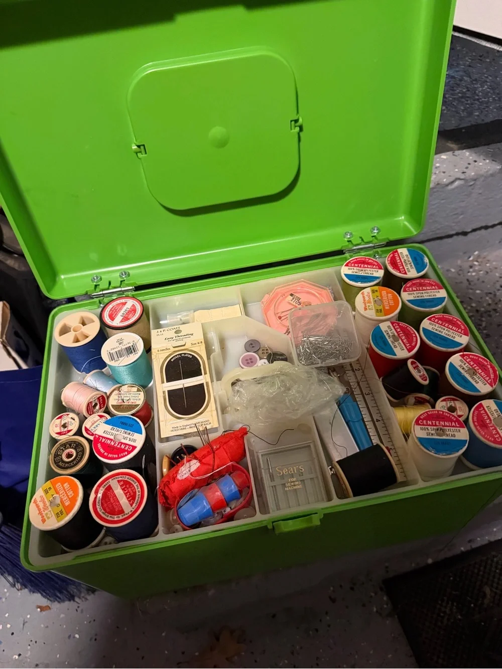 Simplicity Bright Green Sewing & Craft Storage Box